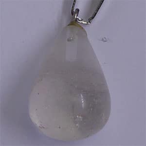 Pendule pendentif goutte eau courte cristal roche