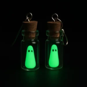 Boucle d'oreille fantome phosphorescent dans une fiole